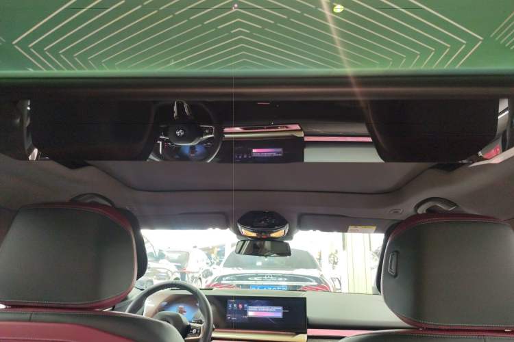 Used BMW 5 Series 2025 530Li Luxury Edition M Sport Package Headliner