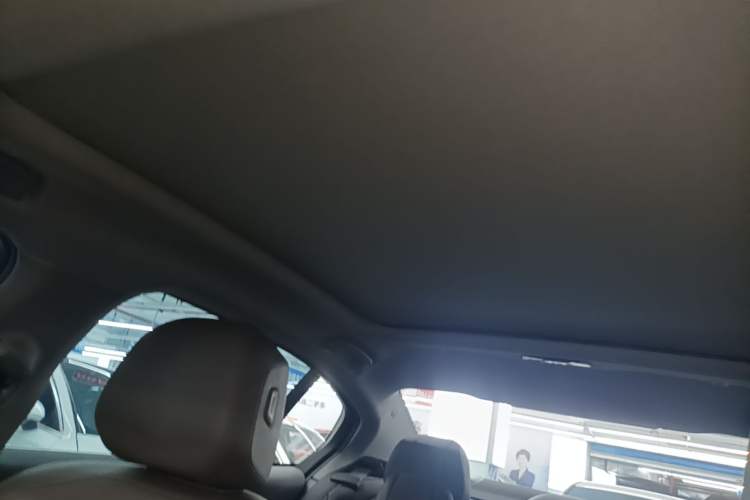 Used BMW 5 Series 2025 525Li M Sport Package Headliner