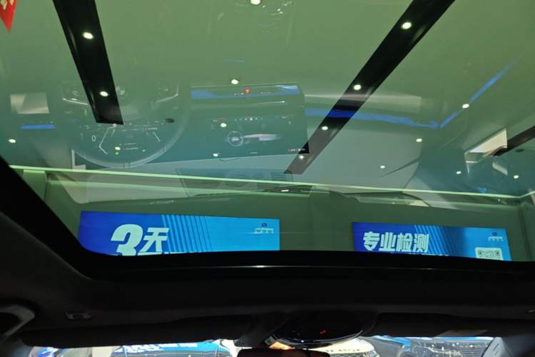 Used BMW 5 Series 2025 530Li Leading Model M Sport Package Headliner