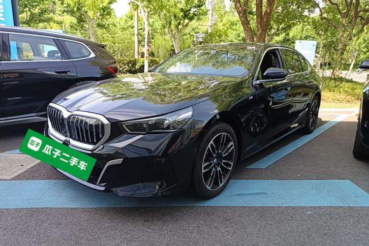 Used BMW 5 Series 2025 525Li M Sport Package Guazi used car, China used car export, Used car for sale, Used  cars, Cheapest cars for sale