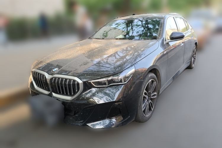 Used BMW 5 Series 2025 530Li Leading Model M Sport Package Guazi used car, China used car export, Used car for sale, Used cars, Cheapest cars for sale