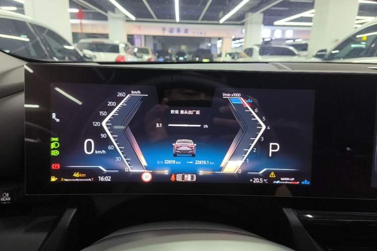 Used BMW 5 Series 2025 530Li Leading Model M Sport Package Instrument Cluster