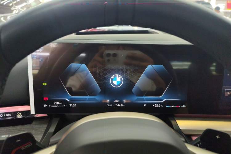 Used BMW 5 Series 2025 530Li Luxury Edition M Sport Package Instrument Cluster