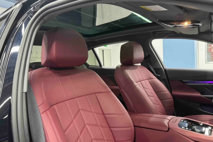Used BMW 5 Series 2025 530Li Leading Model M Sport Package Interior 10