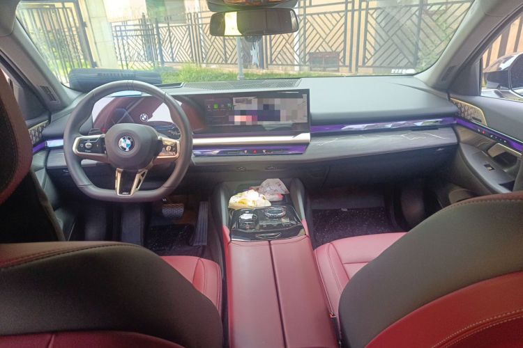 Used BMW 5 Series 2025 530Li Luxury Edition M Sport Package Interior 2