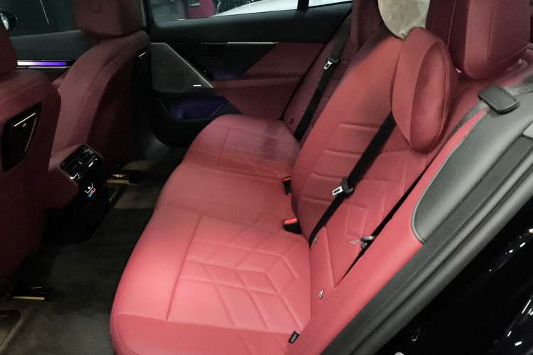 Used BMW 5 Series 2025 530Li Leading Model M Sport Package Interior 4