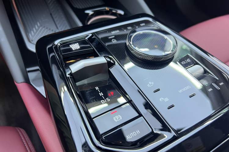 Used BMW 5 Series 2025 530Li Leading Model M Sport Package Interior 5