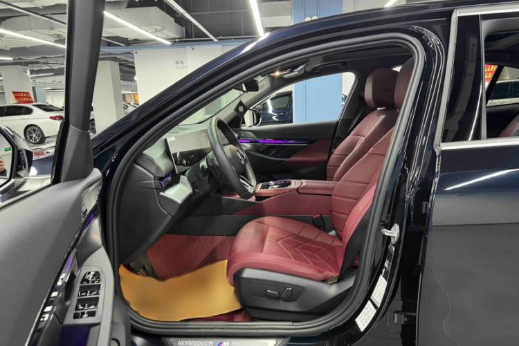 Used BMW 5 Series 2025 530Li Leading Model M Sport Package Interior 5