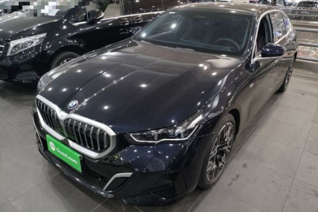 Used BMW 5 Series 2025 530Li Luxury Edition M Sport Package