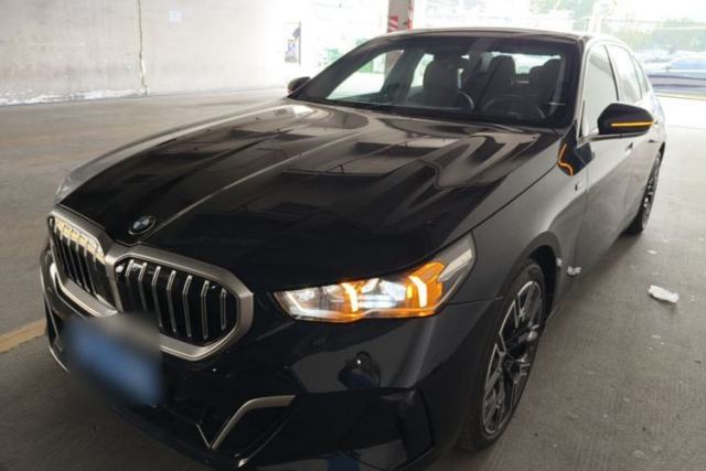 Used BMW 5 Series 2025 530Li Luxury Edition M Sport Package