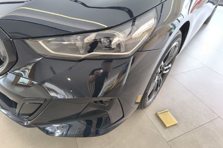 Used BMW 5 Series 2025 530Li Leading Model M Sport Package Left Front Headlight