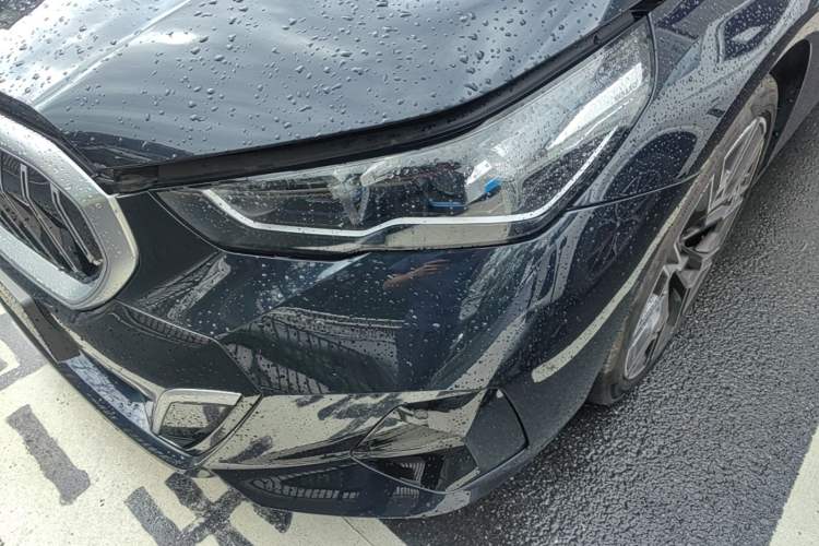 Used BMW 5 Series 2025 530Li Luxury Edition M Sport Package Left Front Headlight