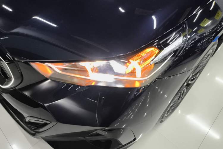 Used BMW 5 Series 2025 530Li Leading Model M Sport Package Left Front Headlight