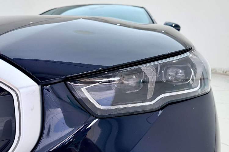 Used BMW 5 Series 2025 530Li Leading Model M Sport Package Left Front Headlight