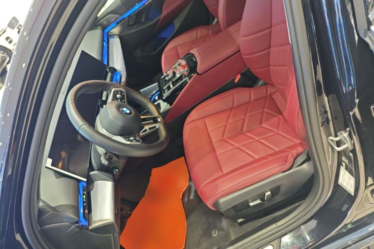 Used BMW 5 Series 2025 530Li Leading Model M Sport Package Left Front Seat