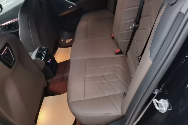 Used BMW 5 Series 2025 530Li Leading Model M Sport Package Left Rear Seat