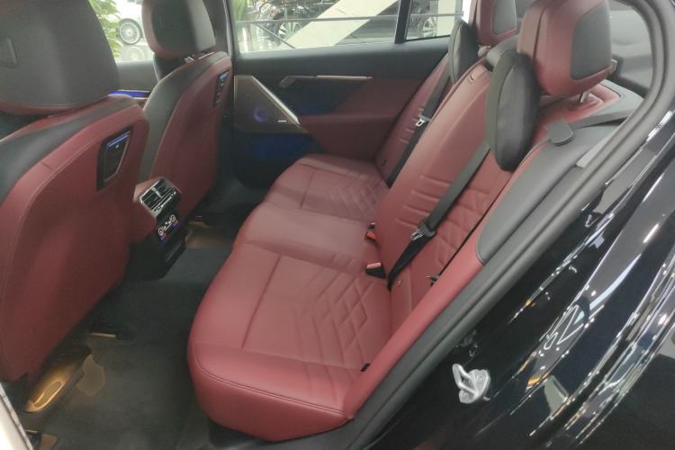 Used BMW 5 Series 2025 530Li Luxury Edition M Sport Package Left Rear Seat