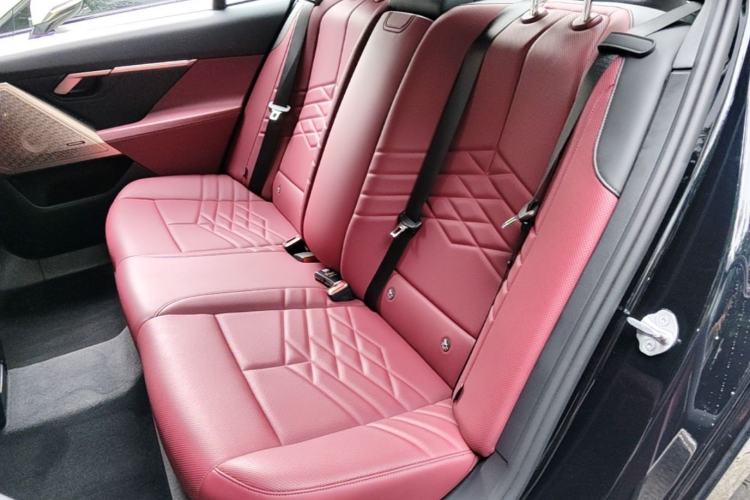Used BMW 5 Series 2025 530Li Luxury Edition M Sport Package Left Rear Seat