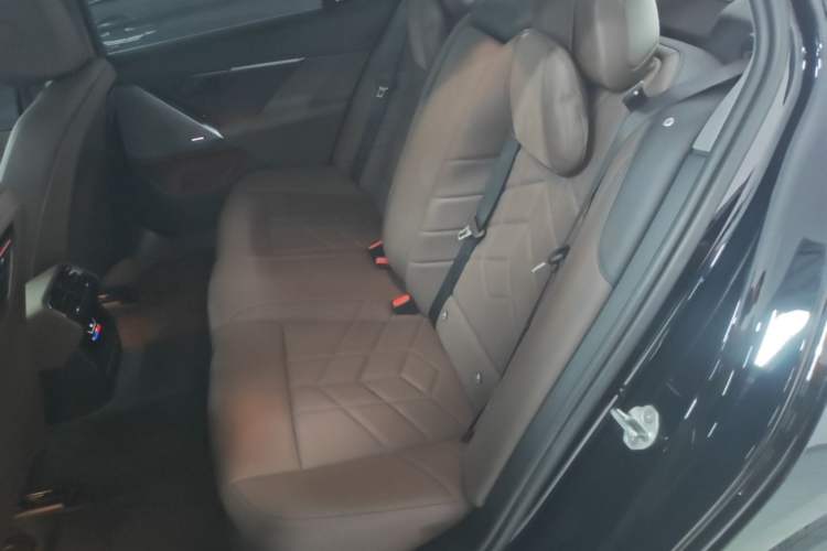 Used BMW 5 Series 2025 525Li M Sport Package Left Rear Seat