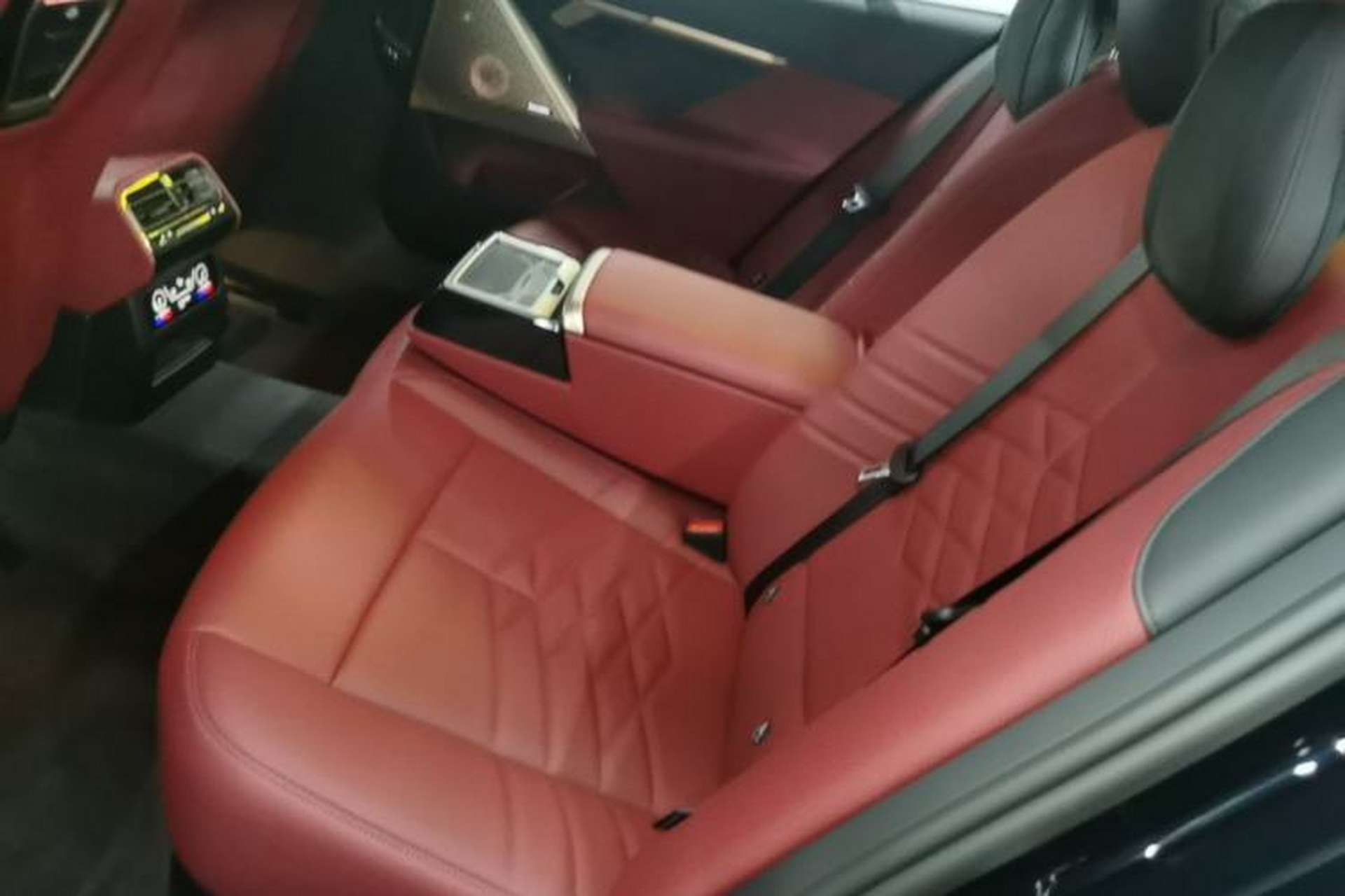 Used BMW 5 Series 2025 530Li Luxury Edition M Sport Package Left Rear Seat