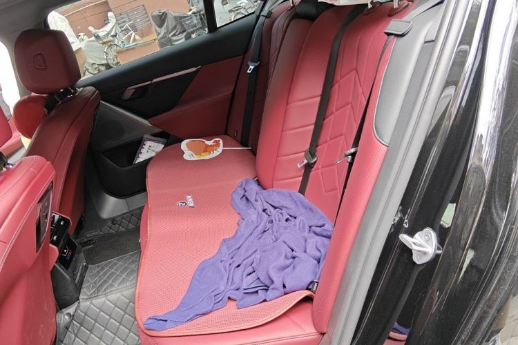 Used BMW 5 Series 2025 525Li M Sport Package Left Rear Seat