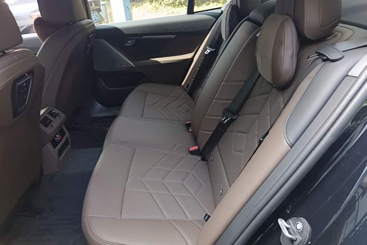 Used BMW 5 Series 2025 525Li M Sport Package Left Rear Seat