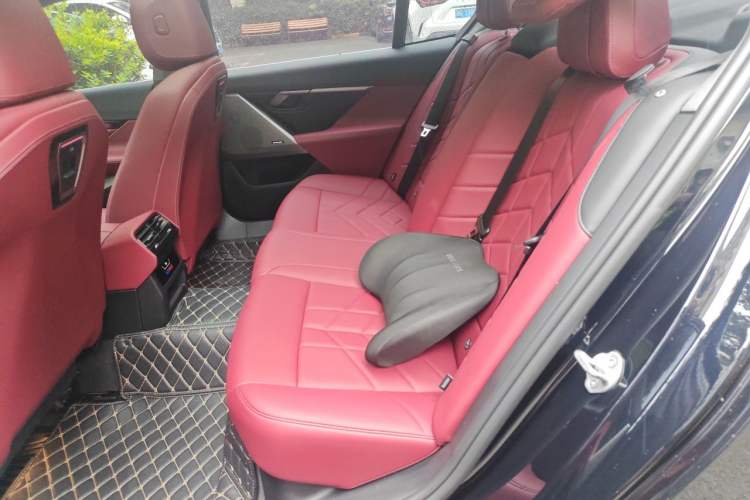Used BMW 5 Series 2025 530Li Leading Model M Sport Package Left Rear Seat