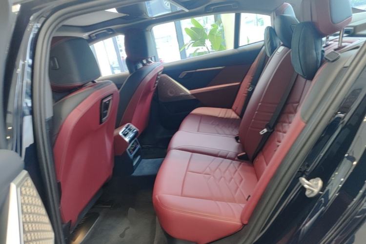 Used BMW 5 Series 2025 530Li Luxury Edition M Sport Package Left Rear Seat