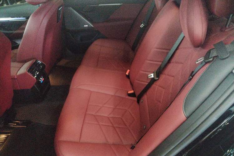 Used BMW 5 Series 2025 530Li Leading Model M Sport Package Left Rear Seat