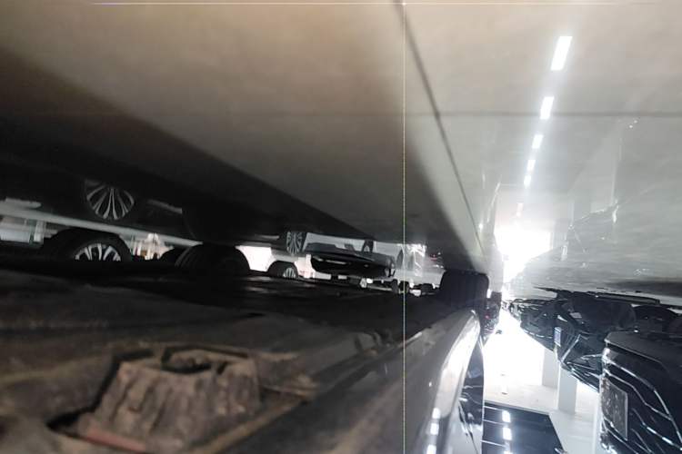 Used BMW 5 Series 2025 530Li Luxury Edition M Sport Package Left Side Sill