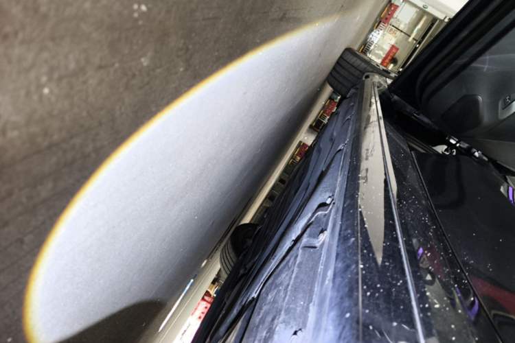 Used BMW 5 Series 2025 530Li Luxury Edition M Sport Package Left Side Sill