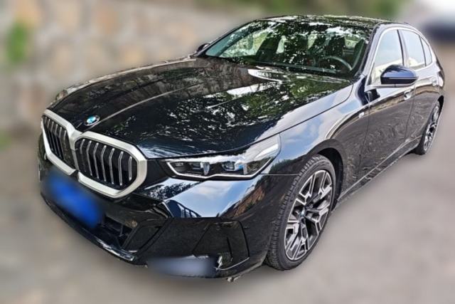 BMW 5 Series 2025 530Li Luxury Edition M Sport Package de segunda mano