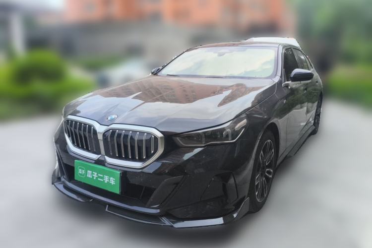 Used BMW 5 Series 2025 530Li Leading Model M Sport Package Guazi used car, China used car export, Used car for sale, Used  cars, Cheapest cars for sale