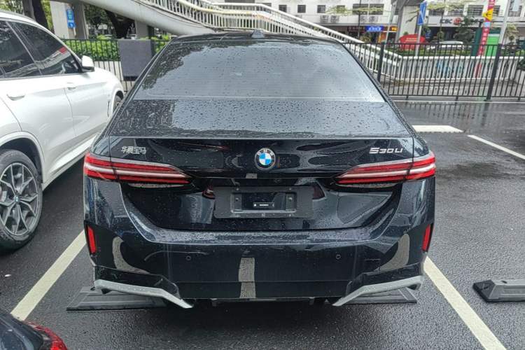 Used BMW 5 Series 2025 530Li Luxury Edition M Sport Package Rear