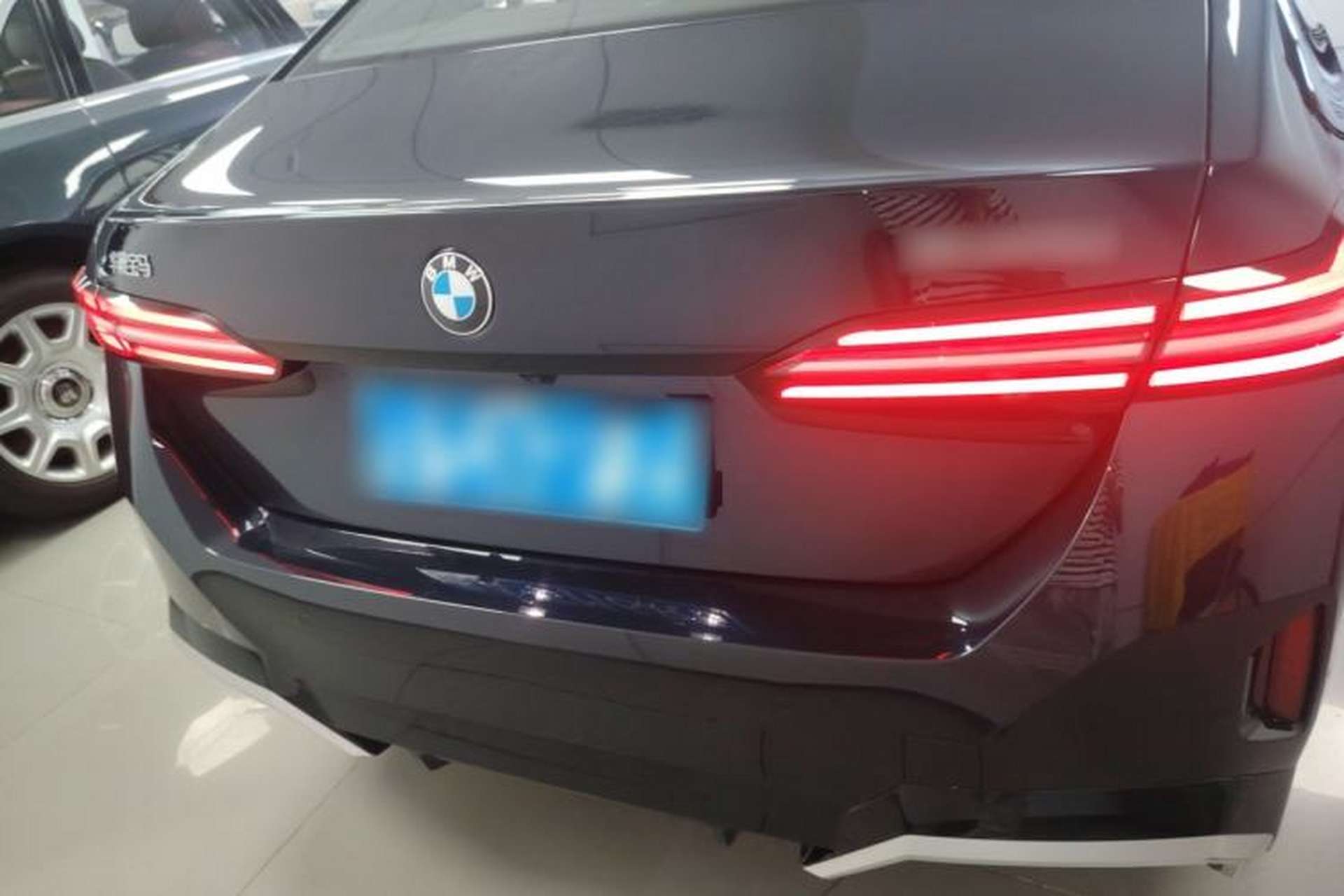 Used BMW 5 Series 2025 530Li Luxury Edition M Sport Package Rear