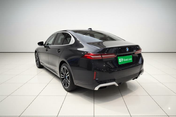 Used BMW 5 Series 2025 525Li M Sport Package Rear Left 45 Deg