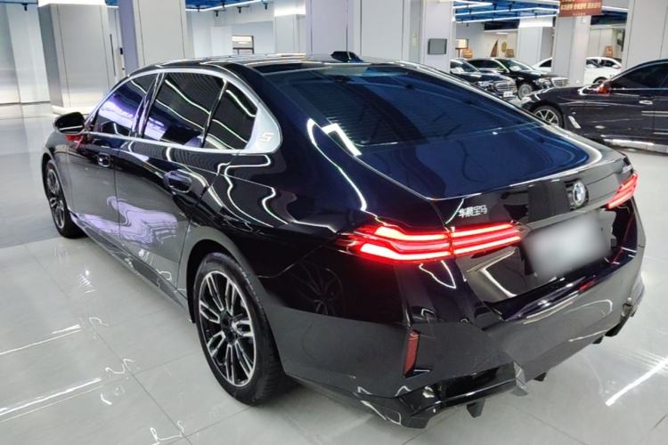 Used BMW 5 Series 2025 530Li Leading Model M Sport Package Rear Left 45 Deg
