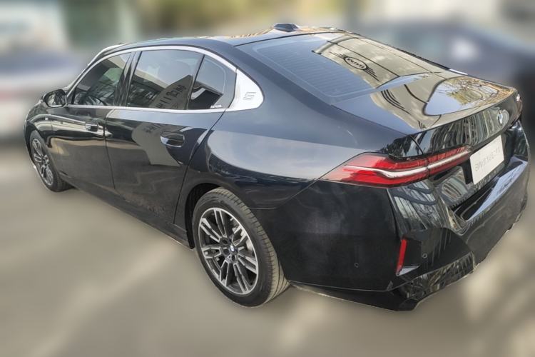 Used BMW 5 Series 2025 530Li Leading Model M Sport Package Rear Left 45 Deg