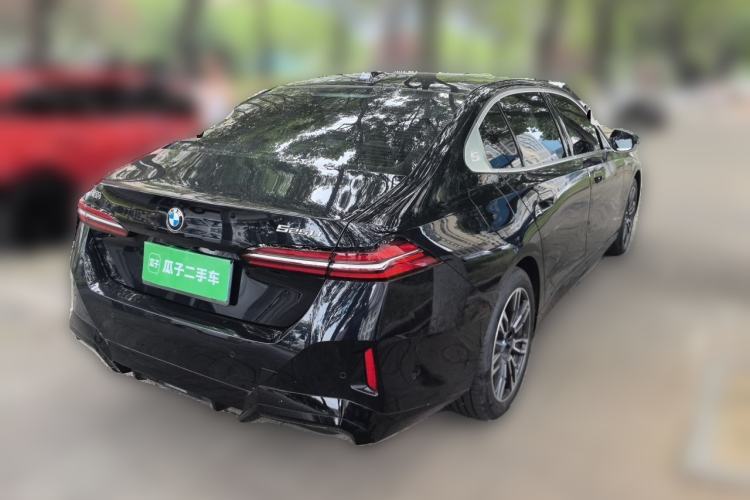 Used BMW 5 Series 2025 525Li M Sport Package Rear Right 45 Deg