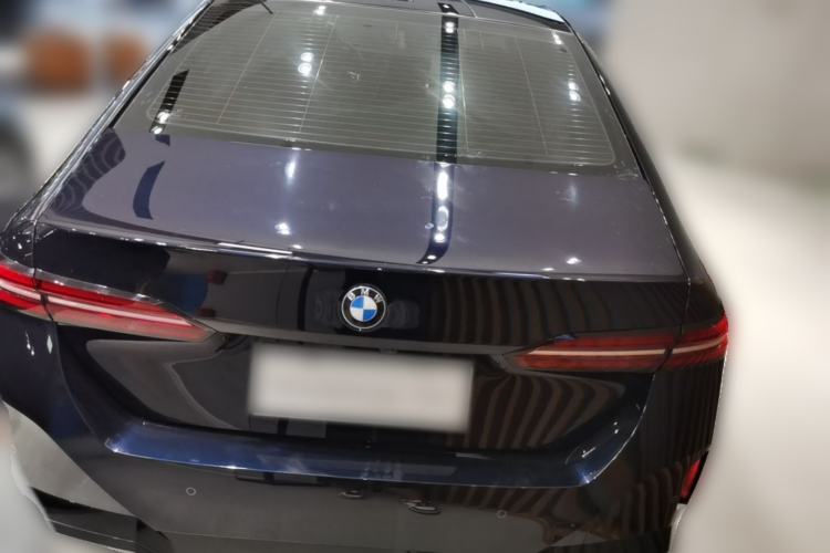 Used BMW 5 Series 2025 530Li Luxury Edition M Sport Package Rear Right 45 Deg