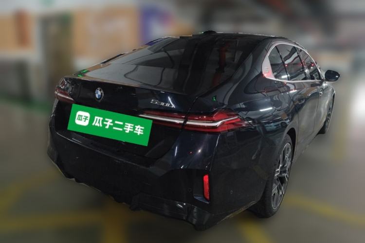 Used BMW 5 Series 2025 530Li Luxury Edition M Sport Package Rear Right 45 Deg