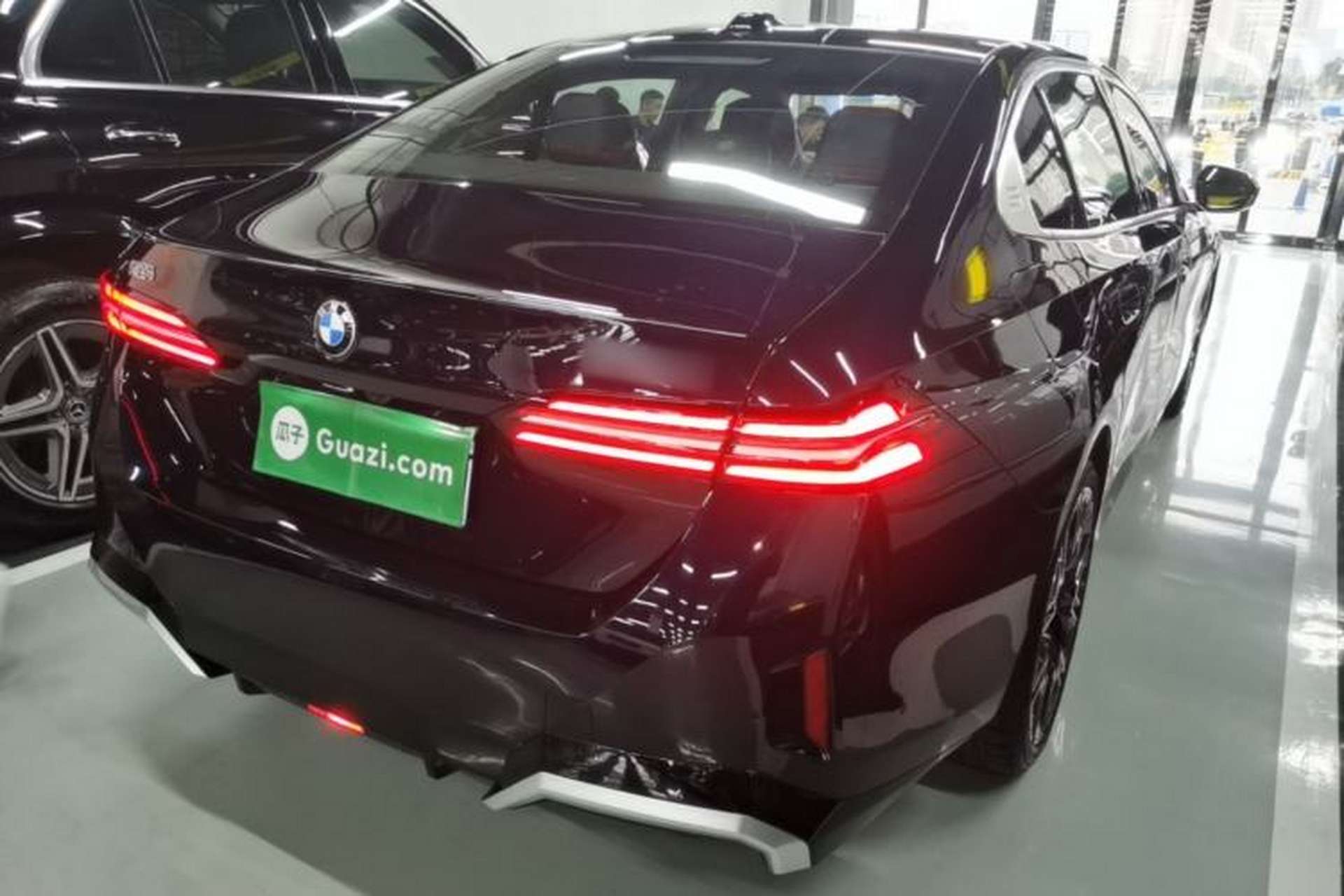 Used BMW 5 Series 2025 530Li Luxury Edition M Sport Package Rear Right 45 Deg