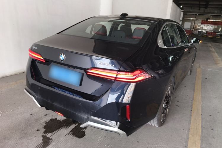 Used BMW 5 Series 2025 530Li Luxury Edition M Sport Package Rear Right 45 Deg