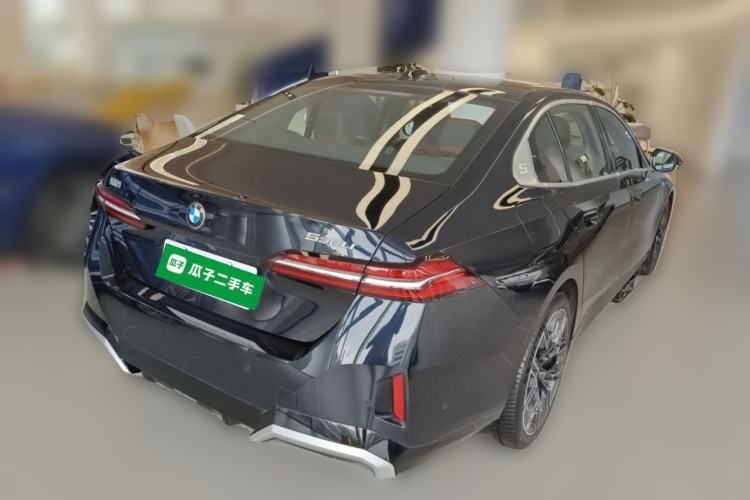 Used BMW 5 Series 2025 530Li Luxury Edition M Sport Package Rear Right 45 Deg