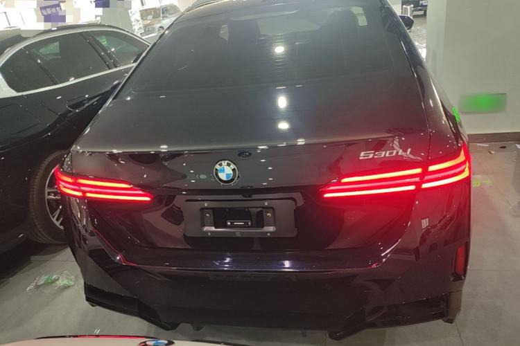 Used BMW 5 Series 2025 530Li Leading Model M Sport Package Rear