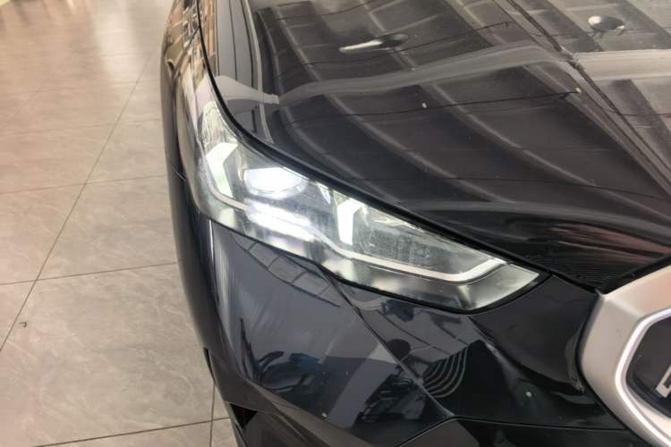 Used BMW 5 Series 2025 530Li Leading Model M Sport Package Right Front Headlight