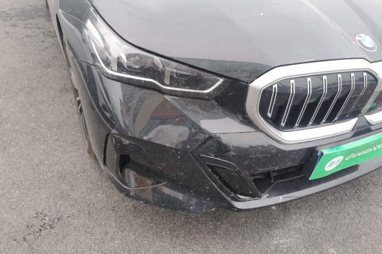 Used BMW 5 Series 2025 530Li Leading Model M Sport Package Right Front Headlight