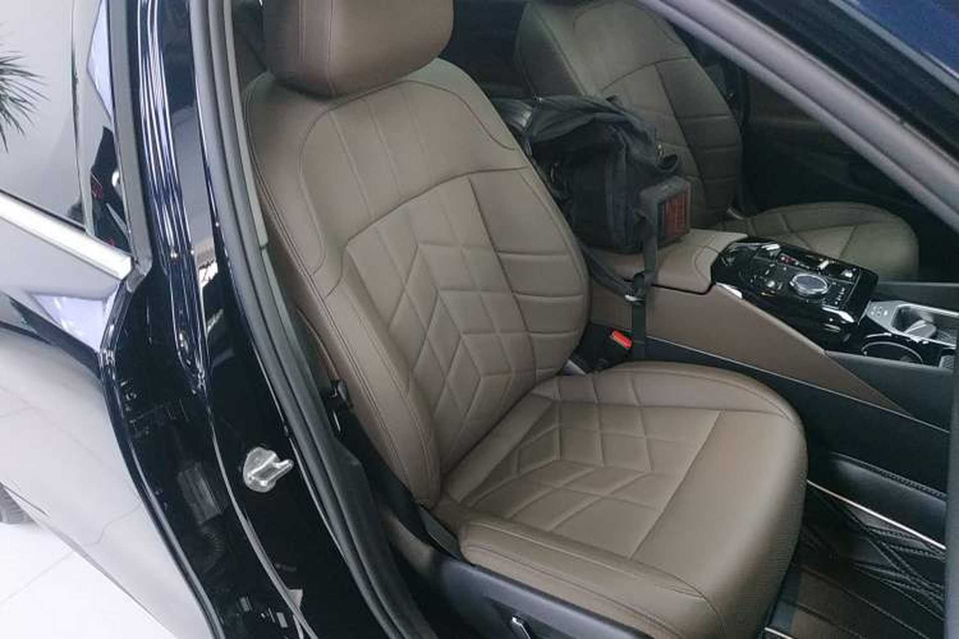 Used BMW 5 Series 2025 530Li Leading Model M Sport Package Right Front Seat