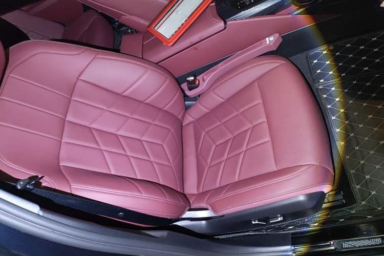 Used BMW 5 Series 2025 530Li Leading Model M Sport Package Right Front Seat