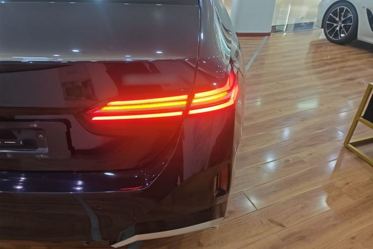 Used BMW 5 Series 2025 525Li M Sport Package Right Rear Taillight